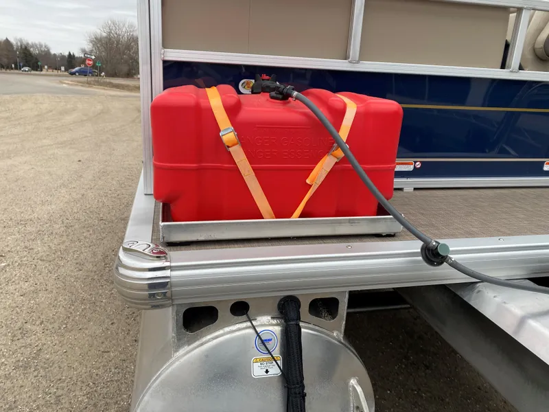 Slide: The Image of Sun Tracker Bass Buggy 16 XL Select 2024 - 13