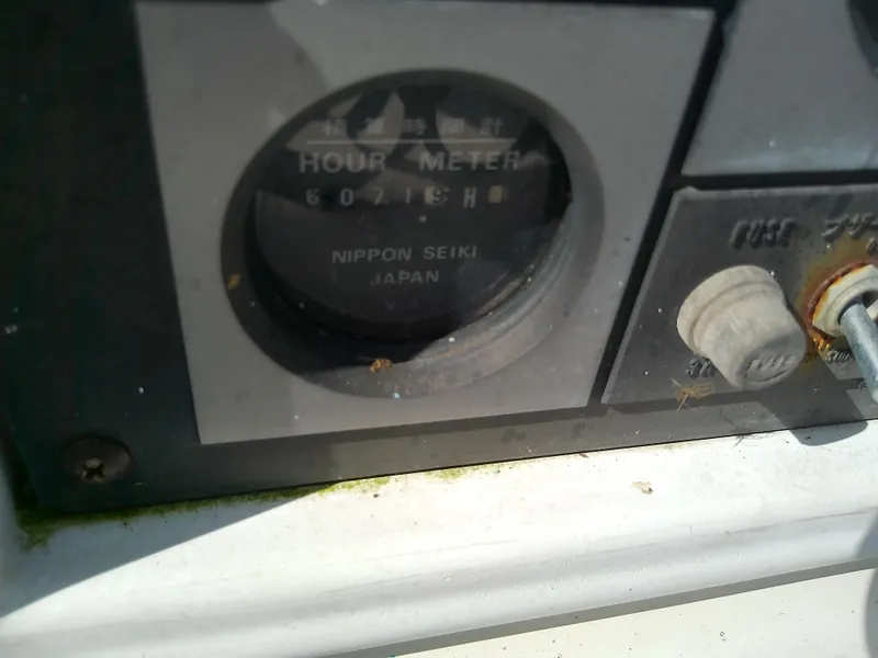 Slide: The Image of Hour meter on 1990 Hunter Passage 42, Nippon Seiki Japan. - 22