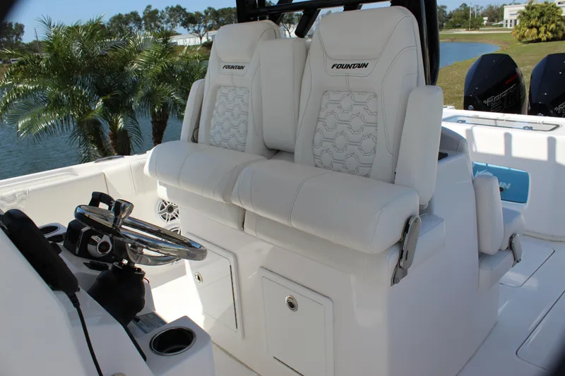 Slide: The Image of Fountain 32 NX 2024 - 57