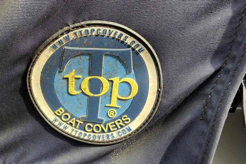 Slide: The Image of Top Boat Covers logo on fabric, Sea Hunt BX 22 BR 2021 model. - 20