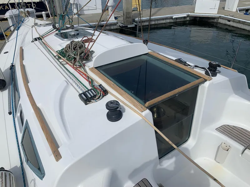Slide: The Image of Jeanneau Sun Odyssey 32i sailboat deck, 2003 model, docked at marina. - 20
