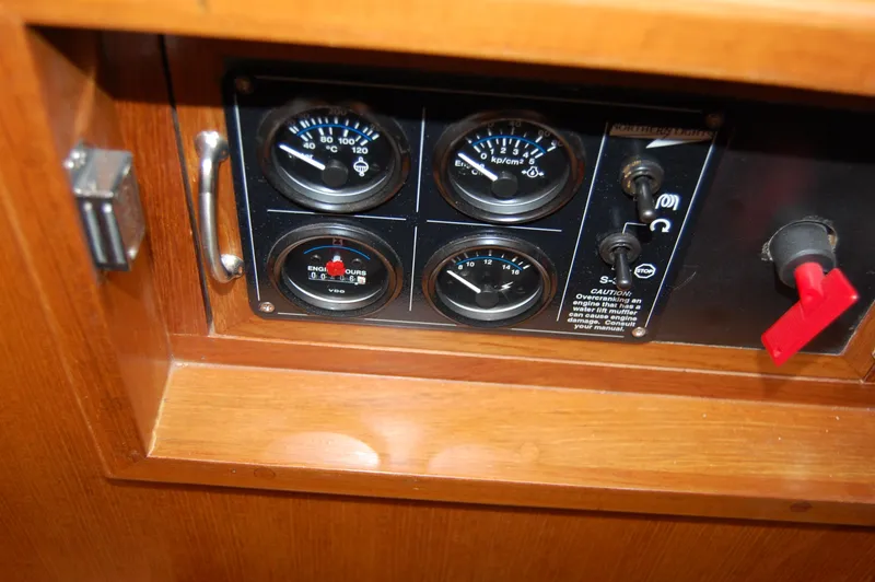 Slide: The Image of Eagle Pilothouse 2002 - 71