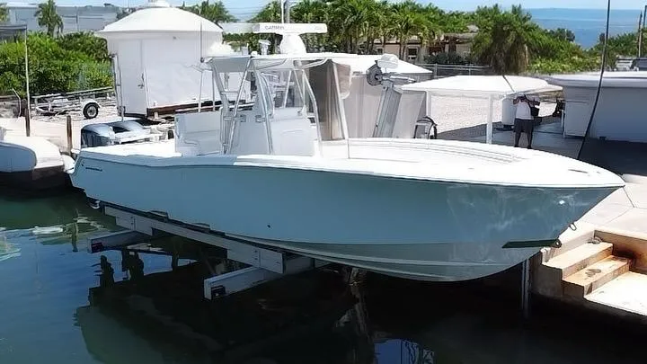 Slide: The Image of Invincible 33 Open Fisherman 2019 - 4