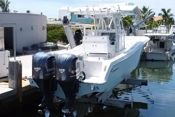 Slide: The Image of Invincible 33 Open Fisherman 2019 - 8