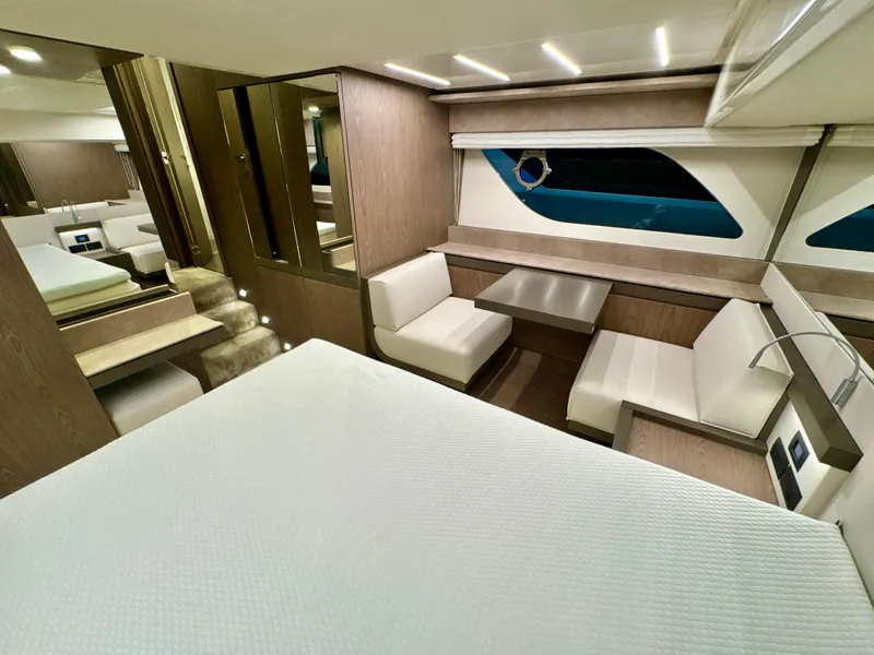 Slide: The Image of Ferretti 550 2022 - 123