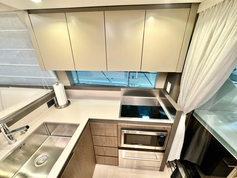 Slide: The Image of Ferretti Yachts 550 2022 - 93