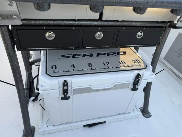 Slide: The Image of Sea Pro 222 Center Console 2025 - 21