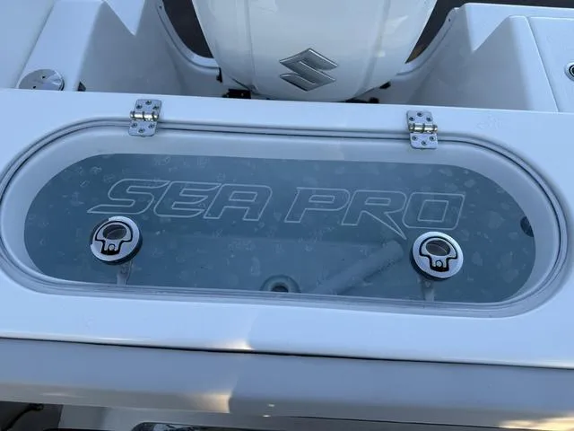 Slide: The Image of Sea Pro 222 Center Console 2025 - 24