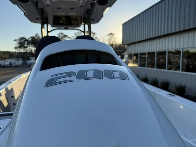 Slide: The Image of Sea Pro 222 Center Console 2025 - 9