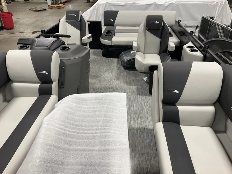 Slide: The Image of Bennington S Series 22 SSB SPS Toon Package 2025 - 12