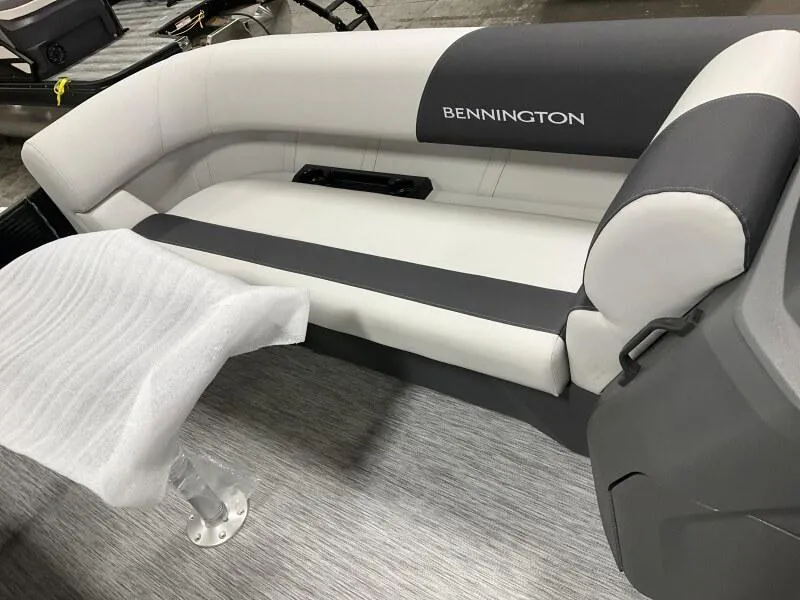 Slide: The Image of Bennington S Series 22 SSB SPS Toon Package 2025 - 13