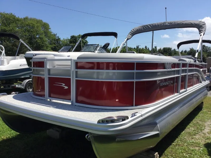 The Image of Bennington 22SXSAPG 2025 - 1