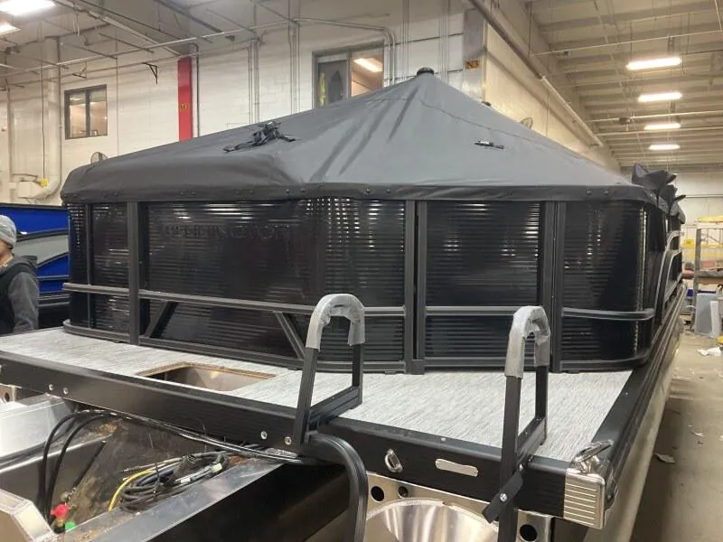 Slide: The Image of Bennington S Series 21 SL SPS Toon Package 2025 - 13