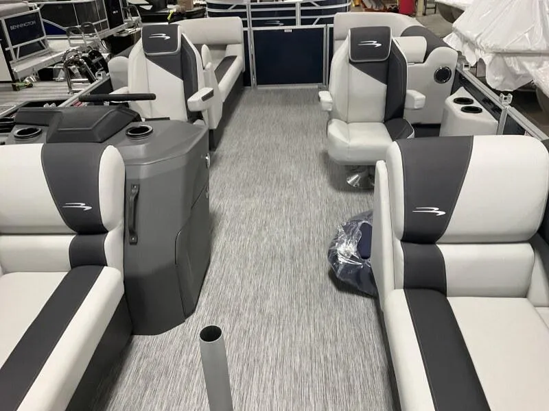 Slide: The Image of Bennington S Series 22 SSR SPS Toon Package 2025 - 4