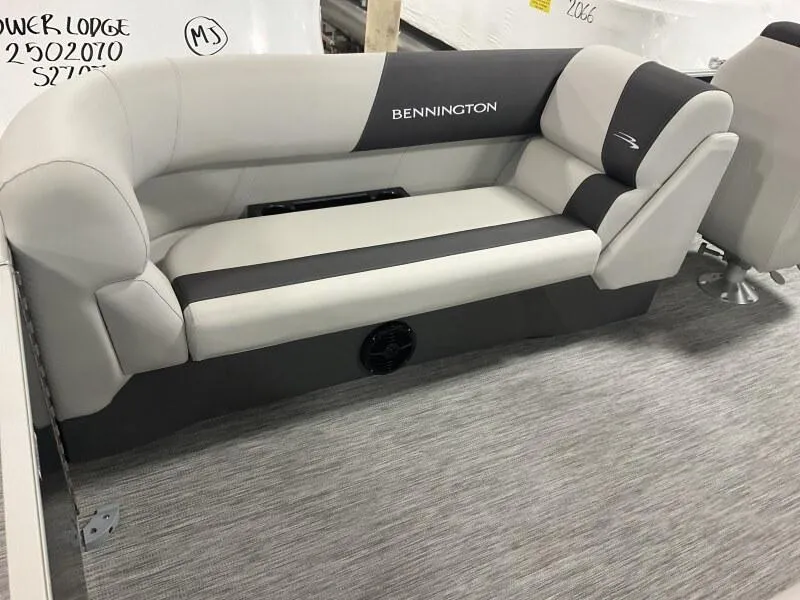 Slide: The Image of Bennington S Series 22 SSR SPS Toon Package 2025 - 9