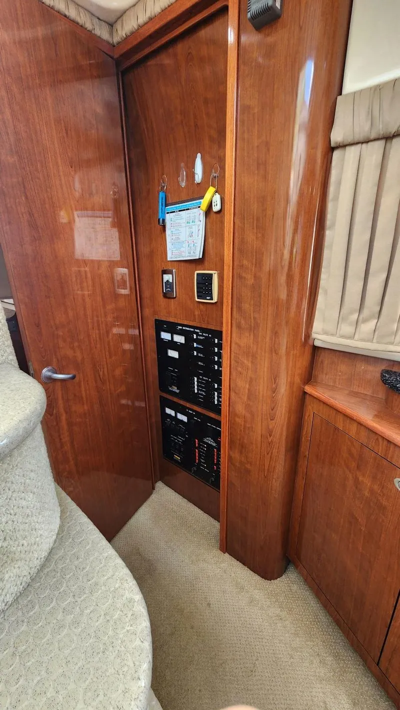 Slide: The Image of Salon Electrical Controls - 33