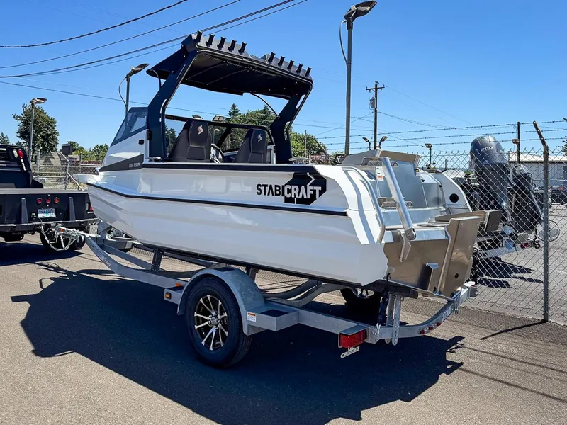 Slide: The Image of Stabi-Craft 1850 Fisher 2025 - 3