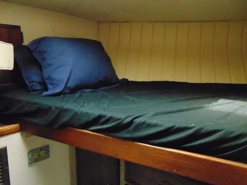 Slide: The Image of Post 46 Sportfish 1981 - 53