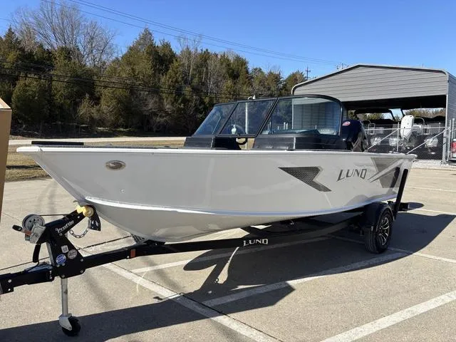 Slide: The Image of Lund 1775 Adventure Sport 2025 - 10