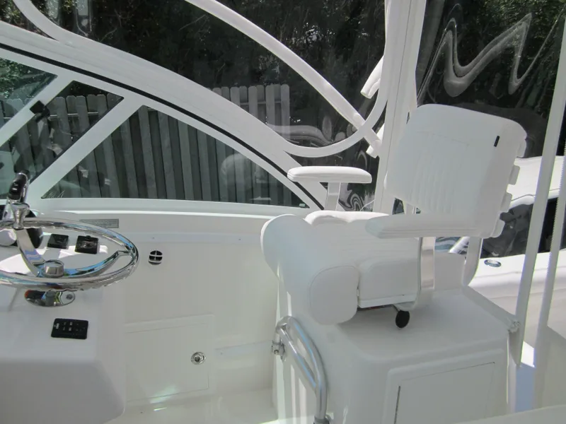 Slide: The Image of helm seat - 10