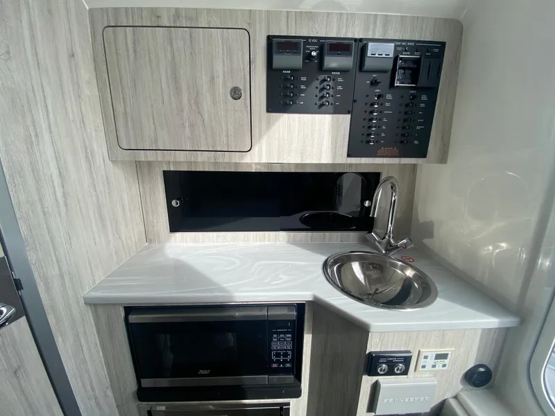 Slide: The Image of Regulator Marine 37 2024 - 61