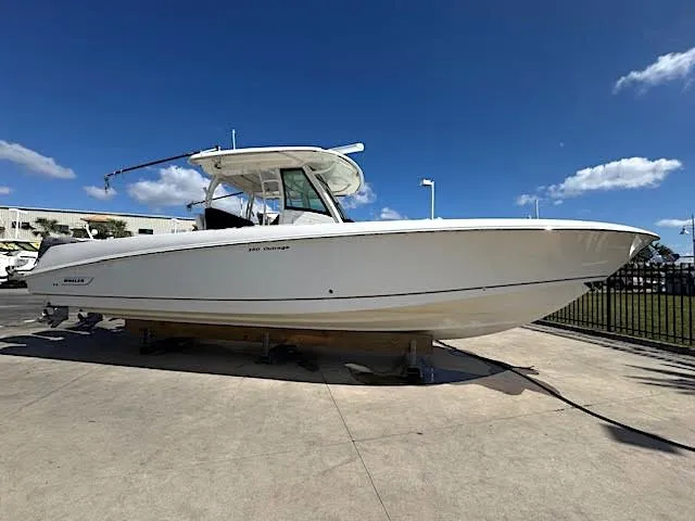 Slide: The Image of Boston Whaler 350 Outrage 2016 - 60