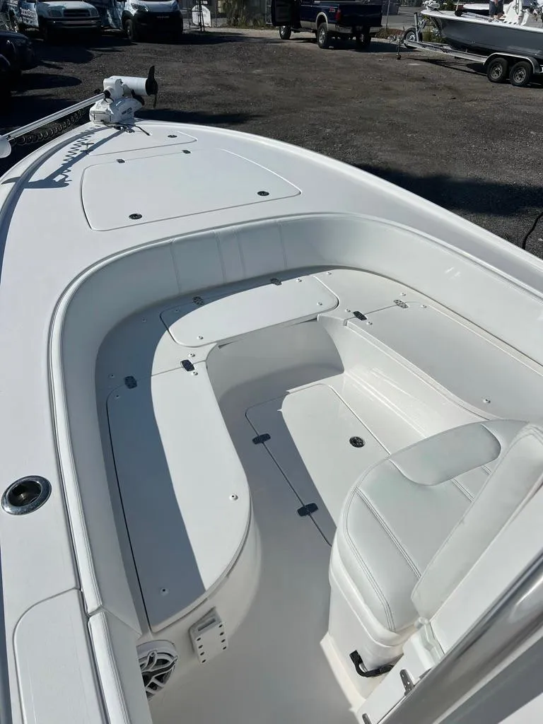 Slide: The Image of Contender 26 Bay 2024 - 4