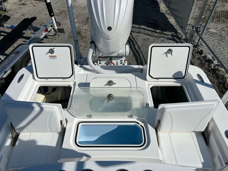 Slide: The Image of Contender 26 Bay 2024 - 6