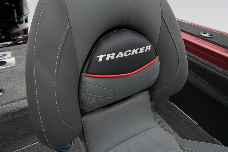 Slide: The Image of Tracker Targa V-19 Combo 2025 - 43