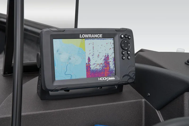 Slide: The Image of Tracker Targa V-18 WT 2025 - 40