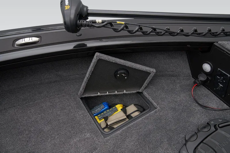 Slide: The Image of Tracker Targa V-19 WT 2025 - 33