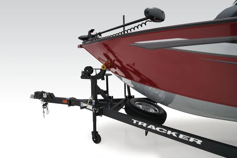 Slide: The Image of Tracker Targa V-18 Combo 2025 - 32