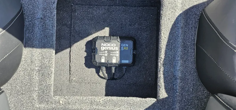 Slide: The Image of Tracker Pro Team 175 2025 - 65