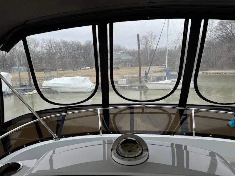 Slide: The Image of Silverton 442 Cockpit Motor Yacht 1996 - 23