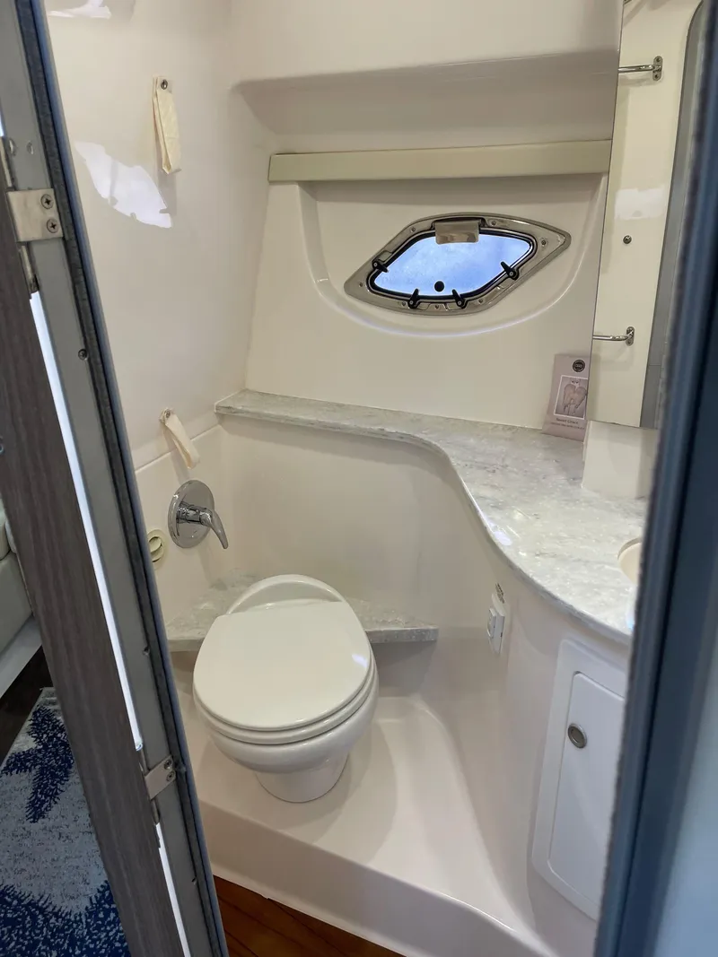 Slide: The Image of Regal 35 Sport Coupe 2021 - 50