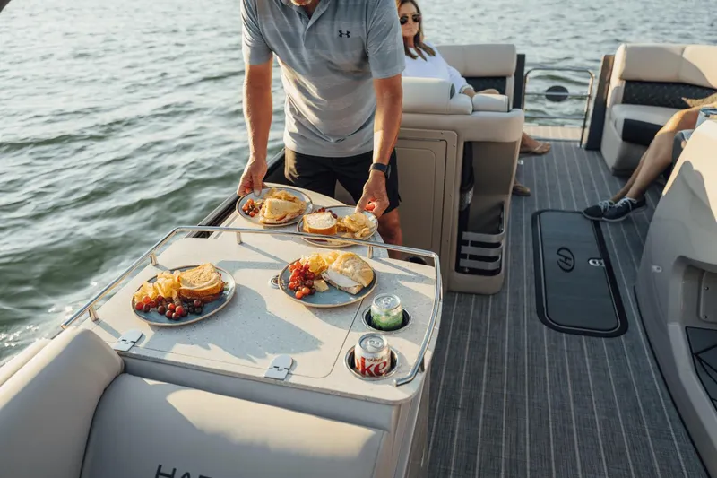 Slide: The Image of Harris 230 Grand Mariner 2025 - 34