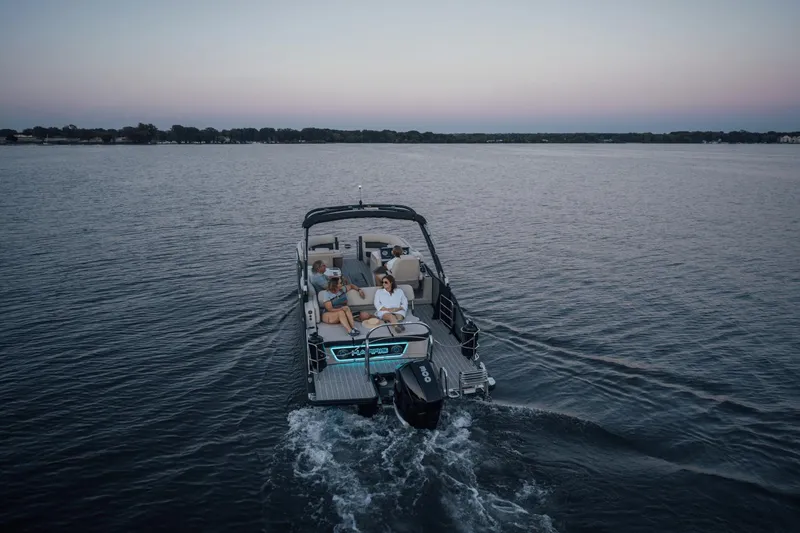 Slide: The Image of Harris 230 Grand Mariner 2025 - 51