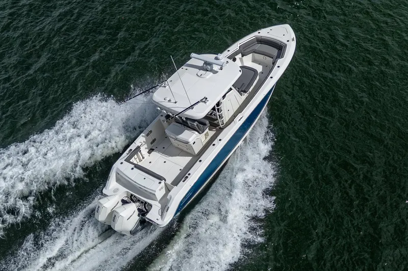 Slide: The Image of Boston Whaler 330 Outrage 2023 - 70