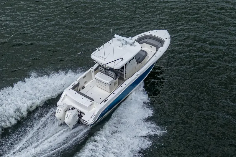 Slide: The Image of Boston Whaler 330 Outrage 2023 - 71