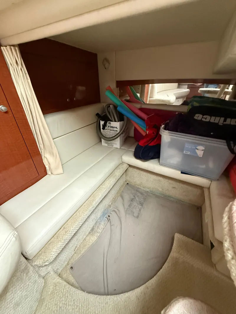 Slide: The Image of Sea Ray 320 Sundancer 2005 - 13