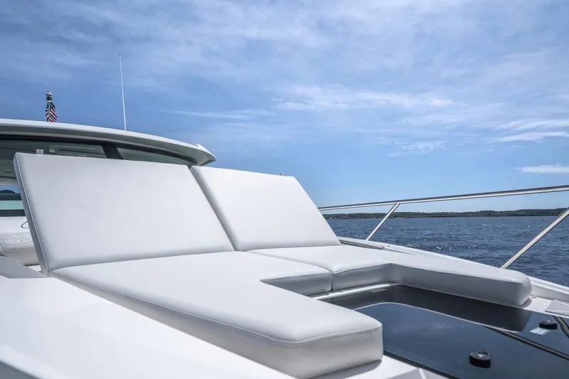 Slide: The Image of Tiara LE 43 2025 - 12