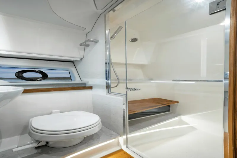 Slide: The Image of Tiara LE 43 2025 - 18