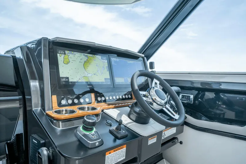 Slide: The Image of Tiara LE 43 2025 - 21