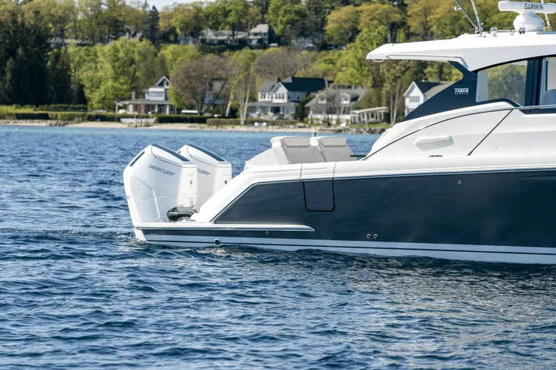 Slide: The Image of Tiara LE 43 2025 - 38