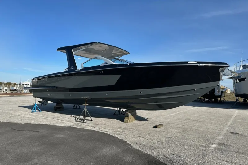 Slide: The Image of Aviara AV 32 2023 - 0