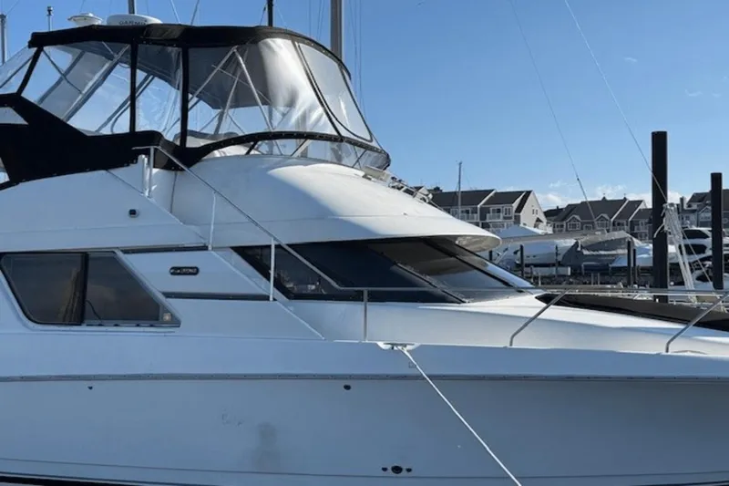 Slide: The Image of Silverton 392 Motor Yacht 2001 - 3