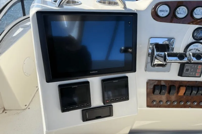 Slide: The Image of Silverton 392 Motor Yacht 2001 - 46