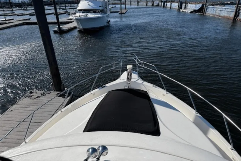 Slide: The Image of Silverton 392 Motor Yacht 2001 - 5