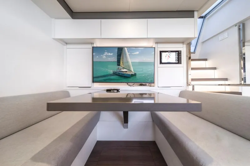 Slide: The Image of Lagoon SEVENTY 7 2020 - 81