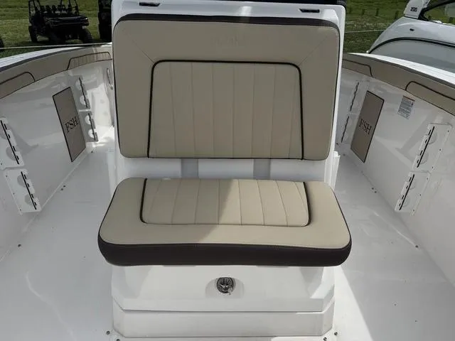 Slide: The Image of Yamaha 255 FSH Sport E 2025 - 22